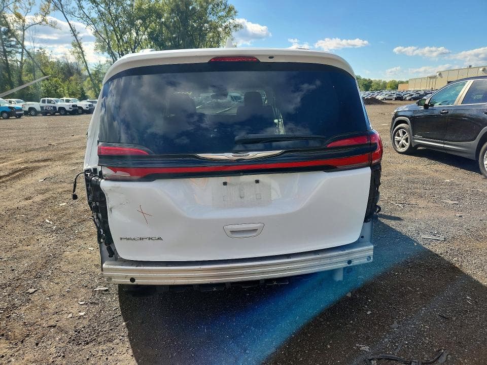 2022 CHRYSLER PACIFICA TOURING L 6