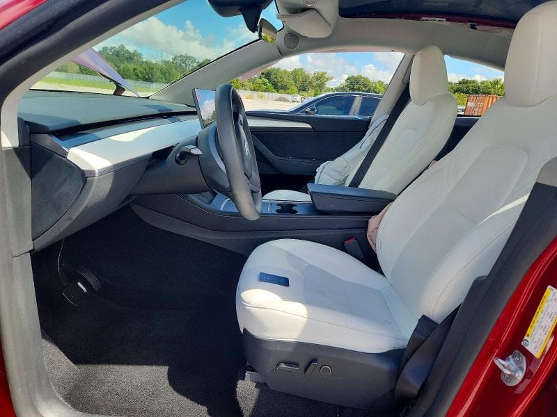 2024 TESLA MODEL Y 7