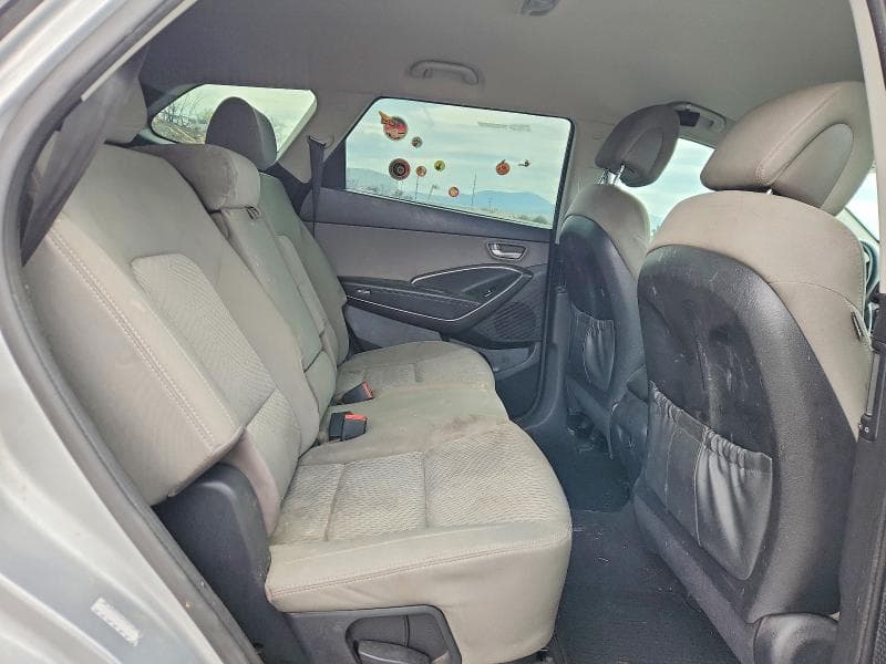 2017 HYUNDAI SANTA FE SE 11