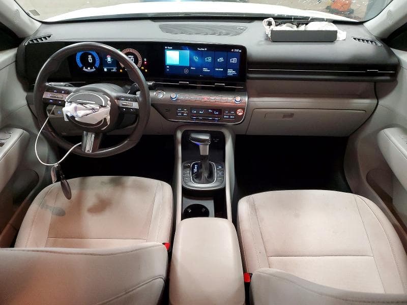 2025 HYUNDAI KONA SEL 8