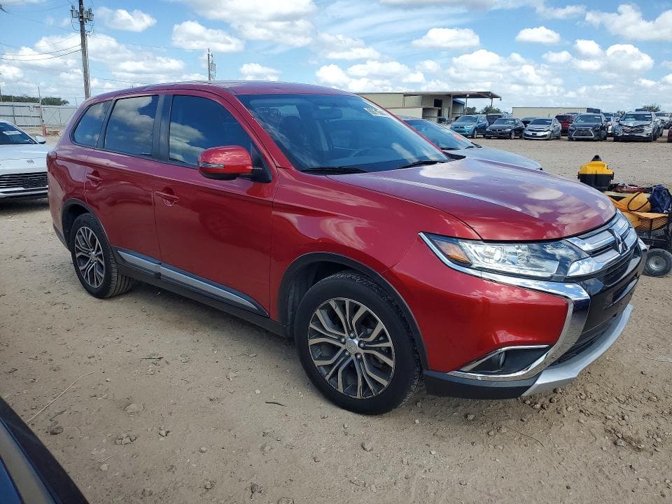 2017 MITSUBISHI OUTLANDER SE 4