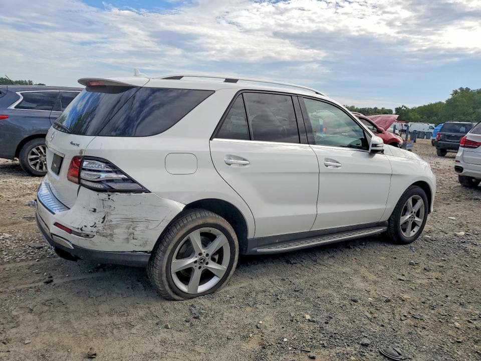 2019 MERCEDES-BENZ GLE 400 4MATIC 3