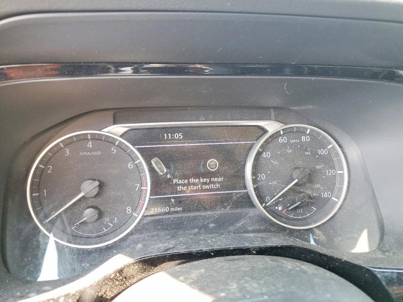 2024 NISSAN PATHFINDER SL 9