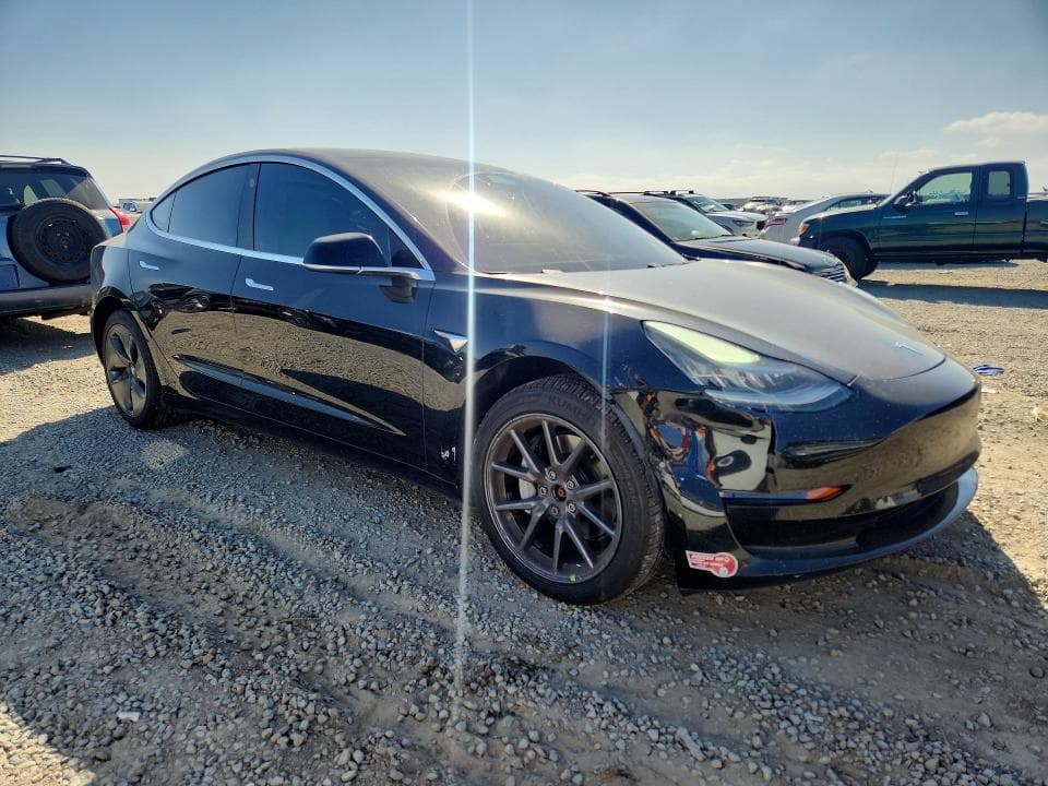 2020 TESLA MODEL 3 4