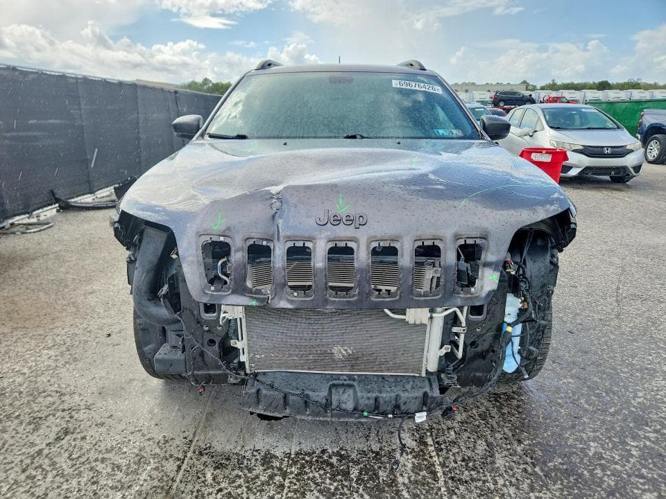 2019 JEEP CHEROKEE LIMITED 5