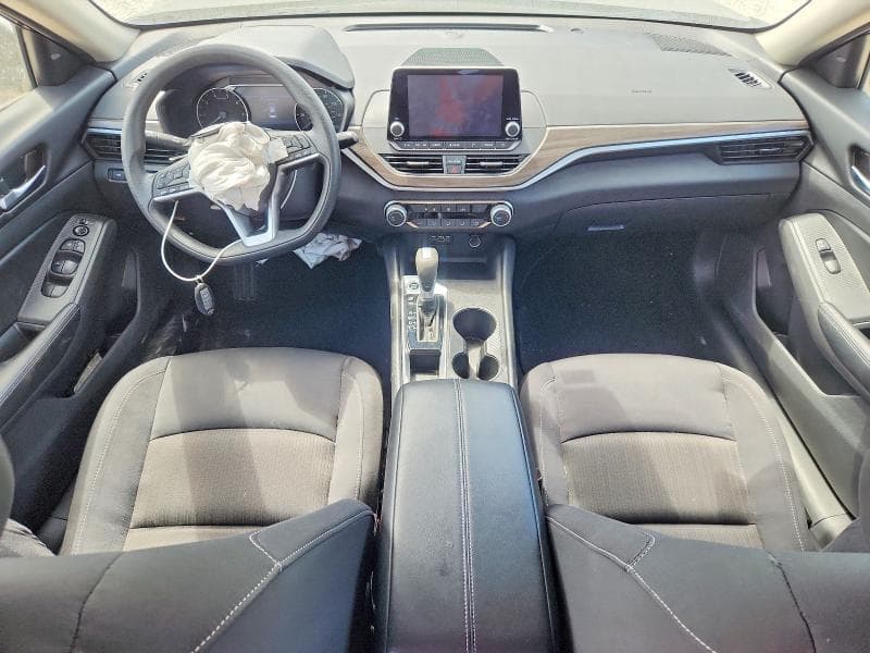 2025 NISSAN ALTIMA SV 8