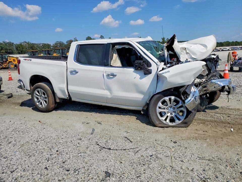 2026 CHEVROLET SILVERADO K1500 LTZ 4