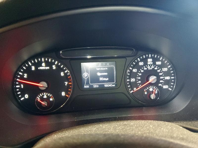 2017 KIA SORENTO LX 9
