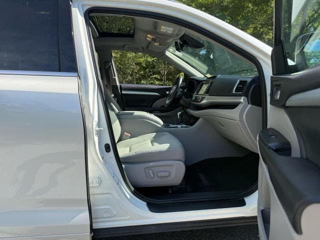 2018 TOYOTA HIGHLANDER XLE 5