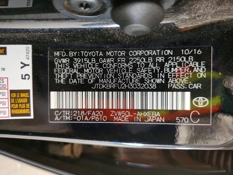 2017 TOYOTA PRIUS TWO 12