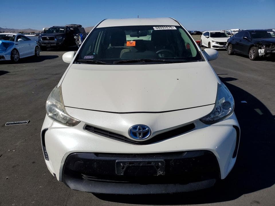 2017 TOYOTA PRIUS V TWO 5