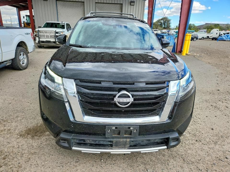 2023 NISSAN PATHFINDER PLATINUM 5