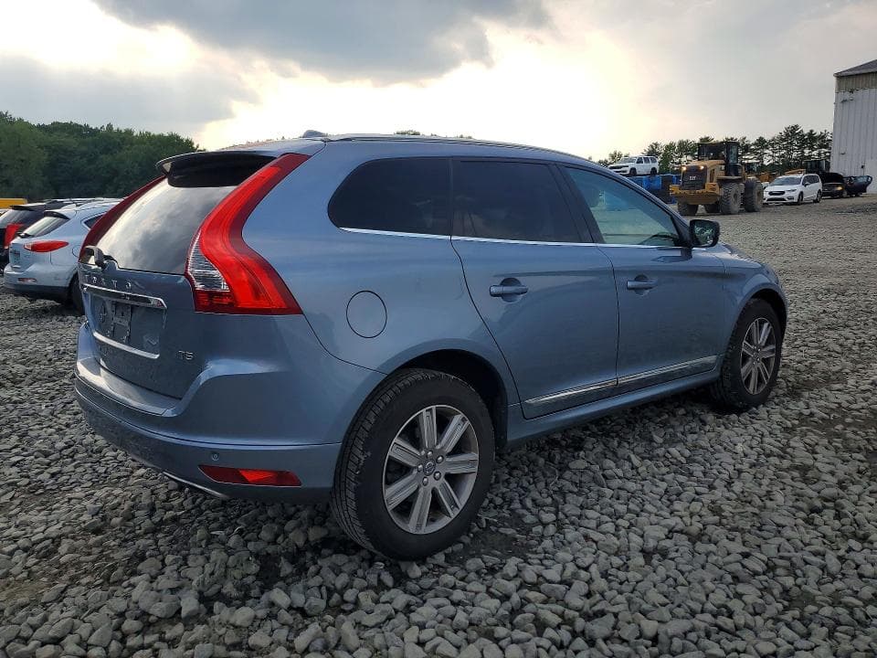 2017 VOLVO XC60 T5 INSCRIPTION 3