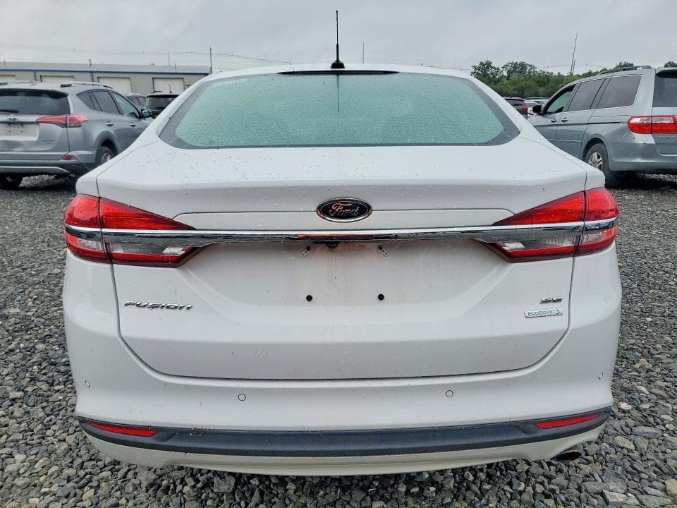 2018 FORD FUSION SE 6