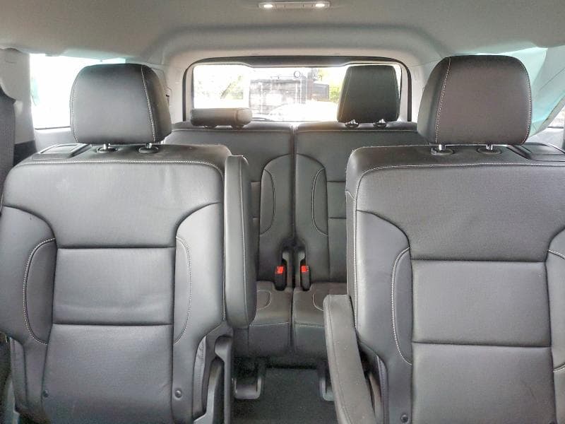 2023 GMC ACADIA SLT 10