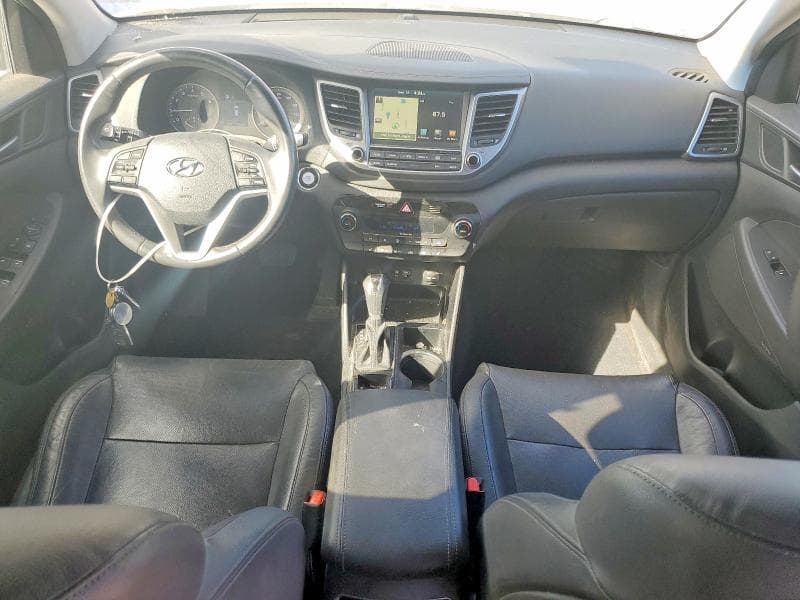 2017 HYUNDAI TUCSON LIMITED 8