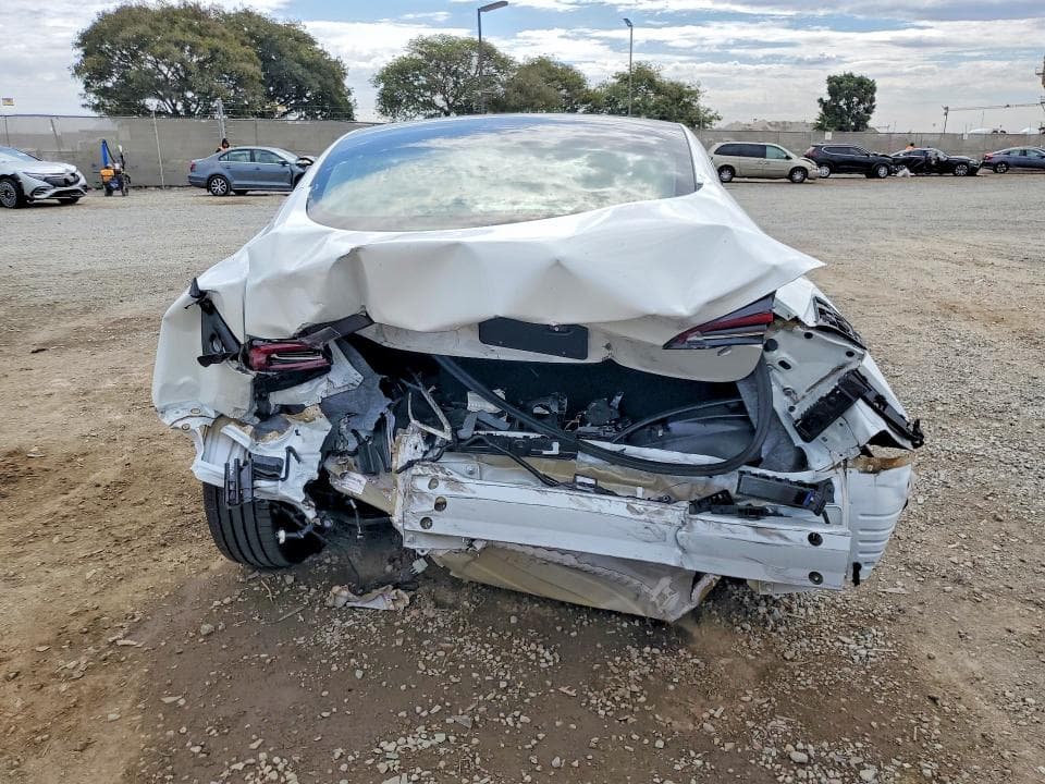 2023 TESLA MODEL 3 6