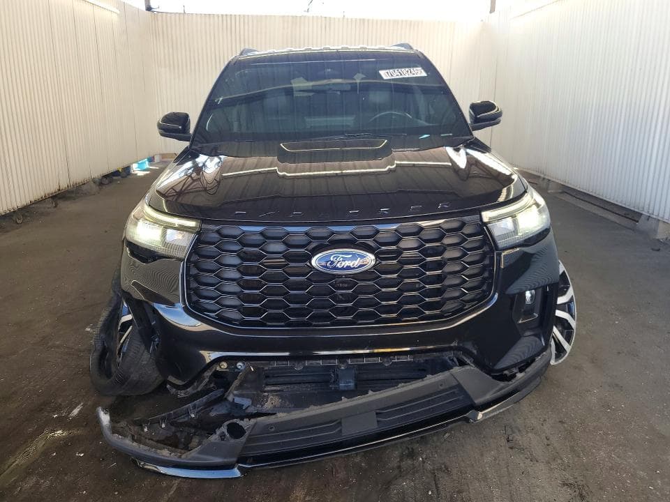 2025 FORD EXPLORER ST-LINE 5