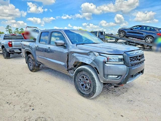 2025 NISSAN FRONTIER PRO-4X 4