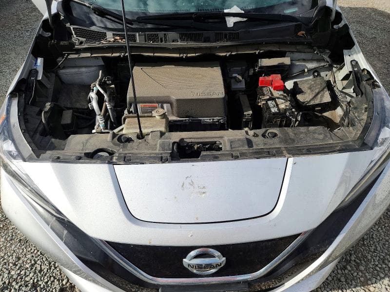 2018 NISSAN LEAF SL 11