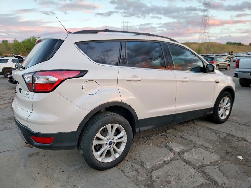 2018 FORD ESCAPE SEL 3
