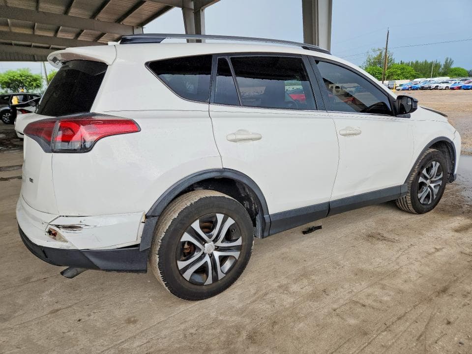 2017 TOYOTA RAV4 LE 3