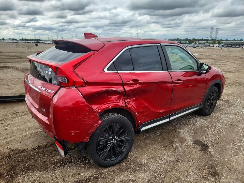 2019 MITSUBISHI ECLIPSE CROSS SE 3