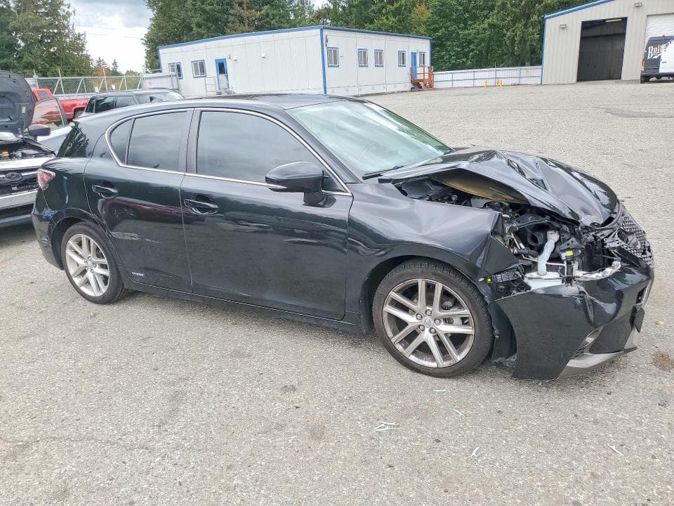 2017 LEXUS CT 200 4