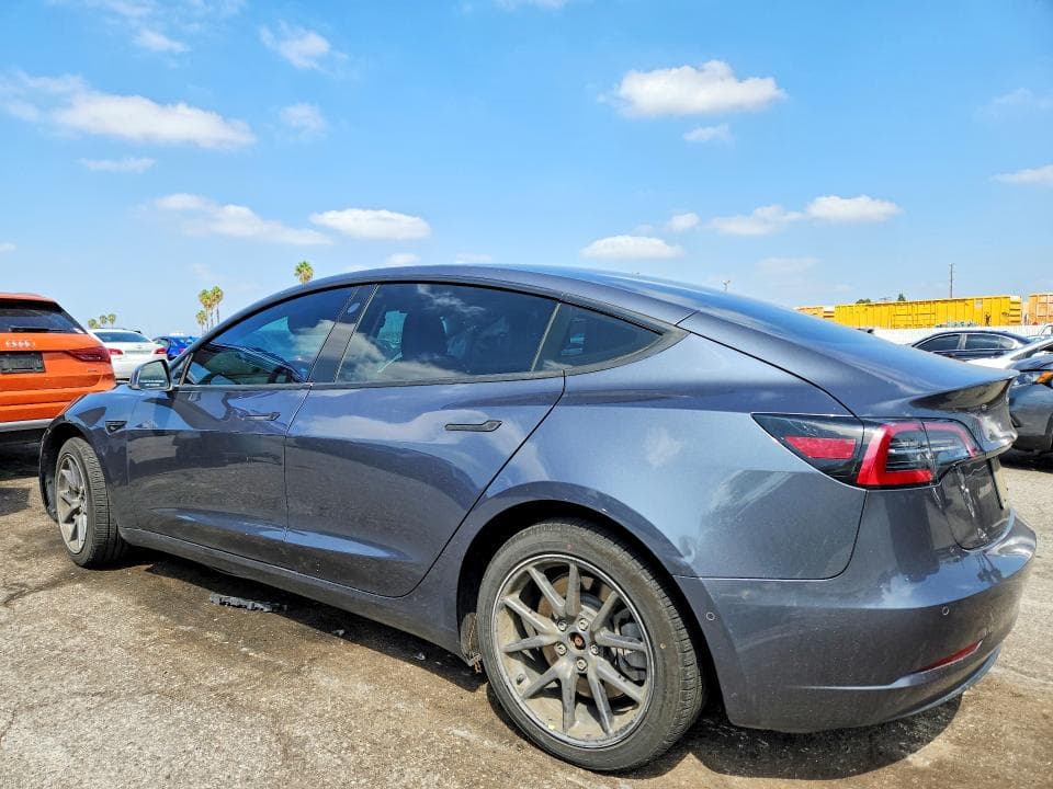 2020 TESLA MODEL 3 2