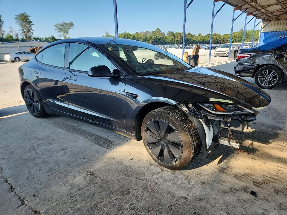 2025 TESLA MODEL 3 4