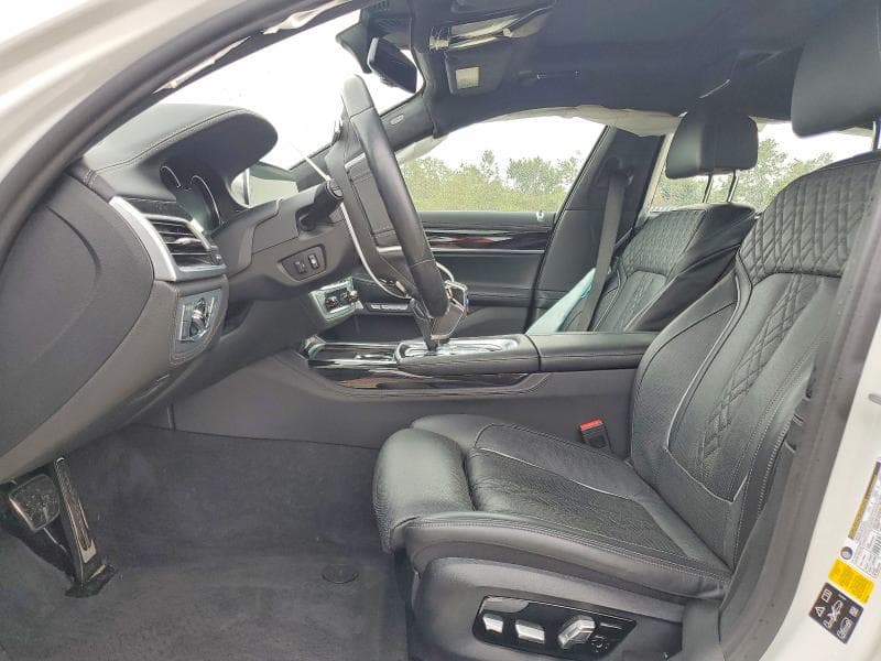 2018 BMW 750 XI 7