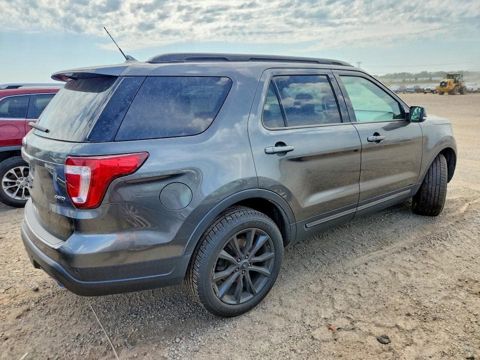2018 FORD EXPLORER XLT 3