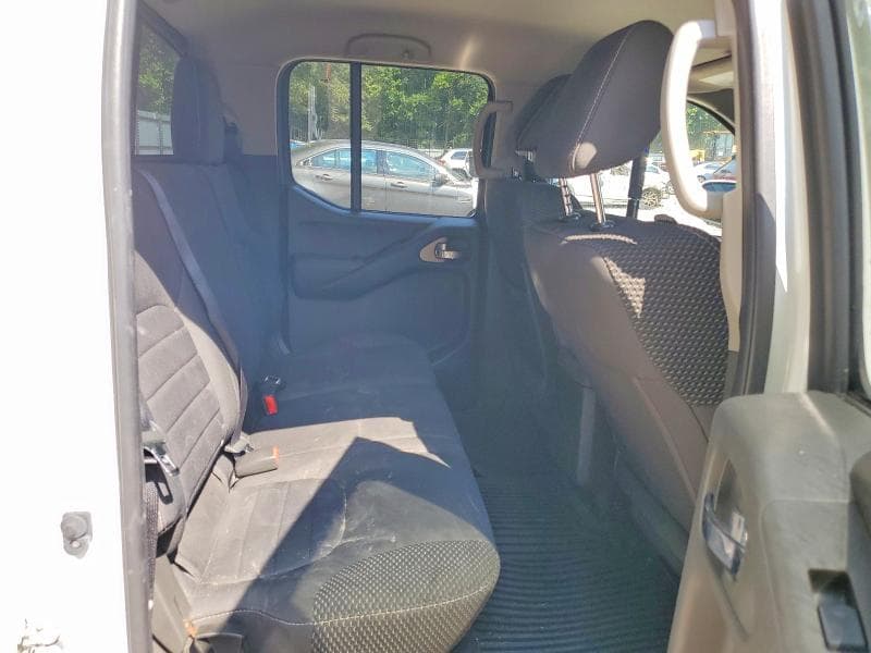 2018 NISSAN FRONTIER PRO-4X 10