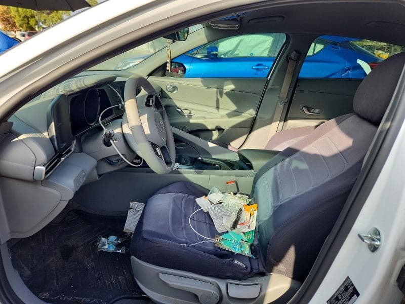 2021 HYUNDAI ELANTRA SE 7