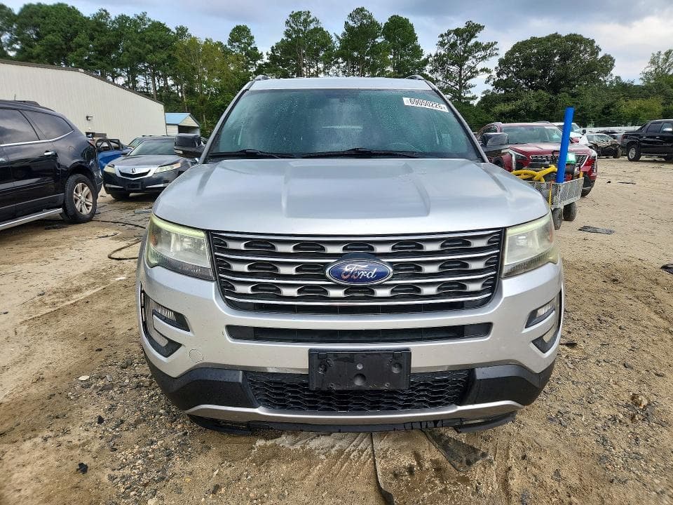 2017 FORD EXPLORER XLT 5