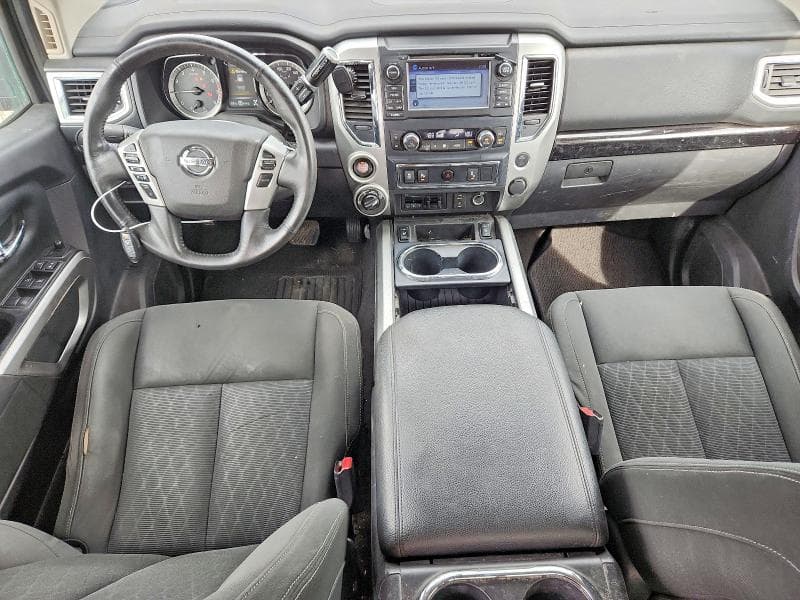 2017 NISSAN TITAN SV 8