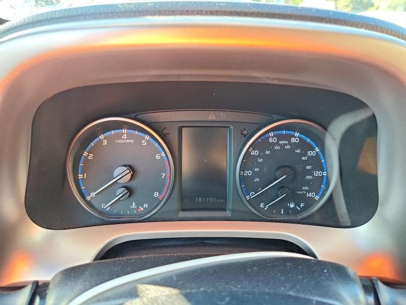 2017 TOYOTA RAV4 LE 9