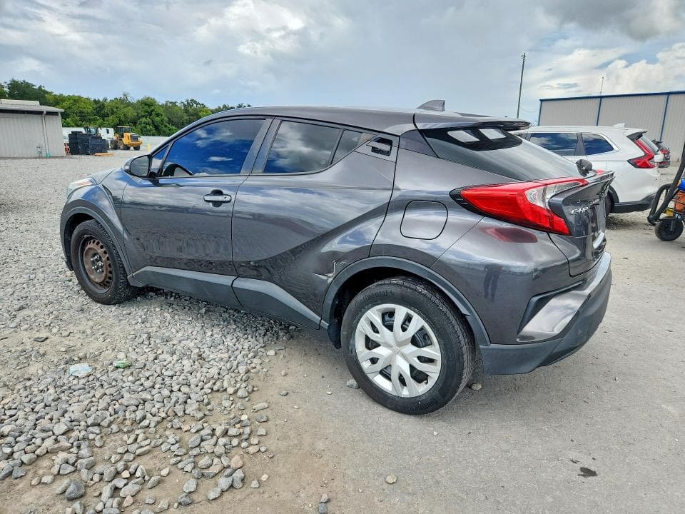 2021 TOYOTA C-HR LE 2