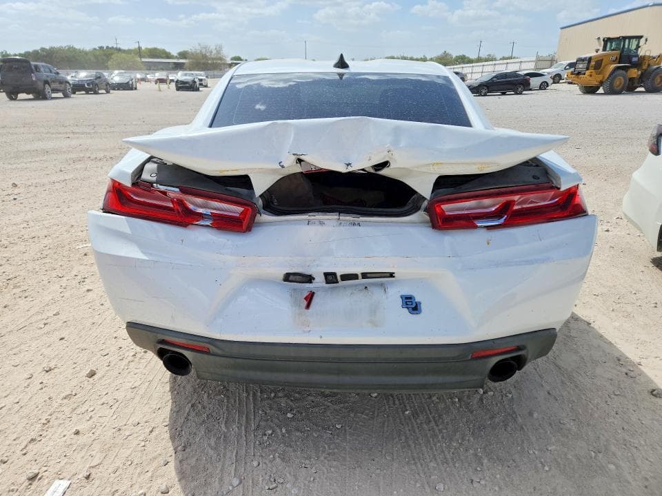 2018 CHEVROLET CAMARO LT 6