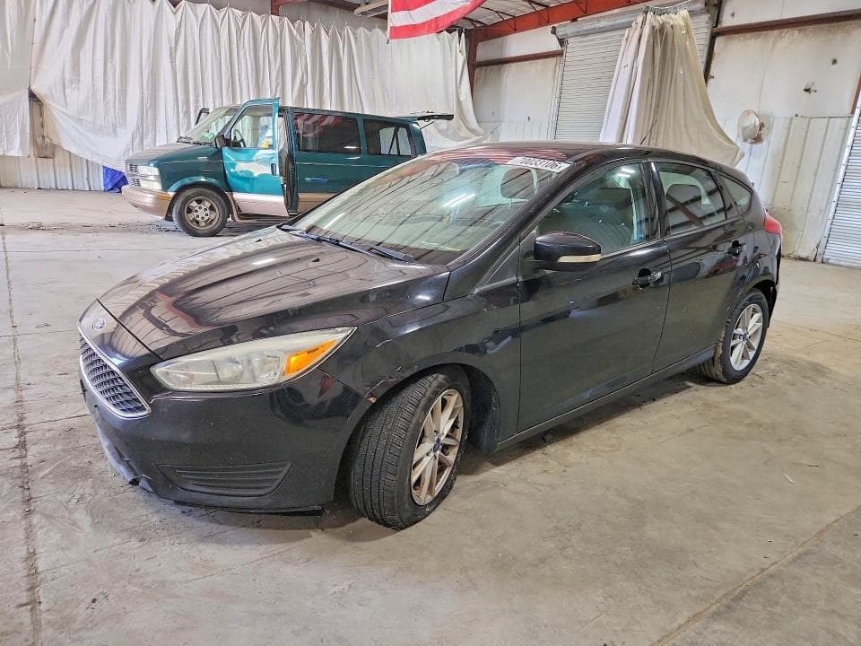 2017 FORD FOCUS SE - 1