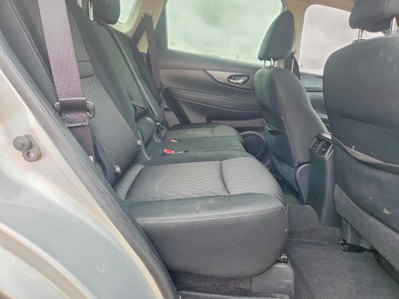 2019 NISSAN ROGUE SV 11