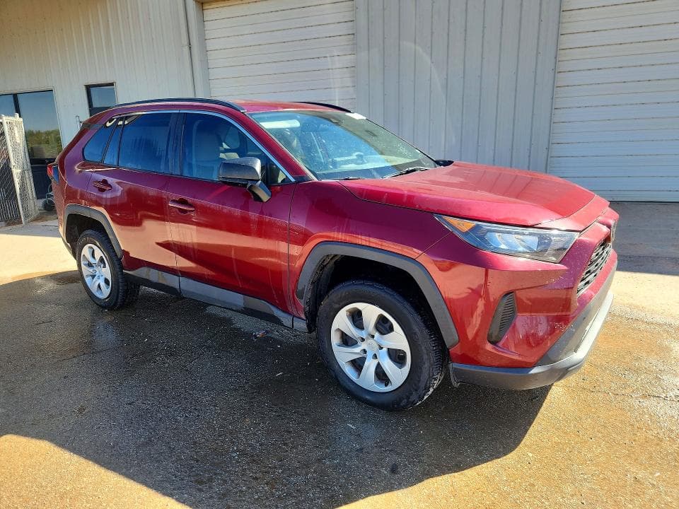2019 TOYOTA RAV4 LE 4