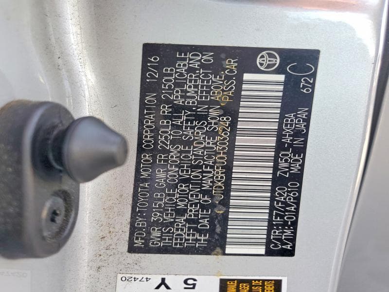 2017 TOYOTA PRIUS TWO 12