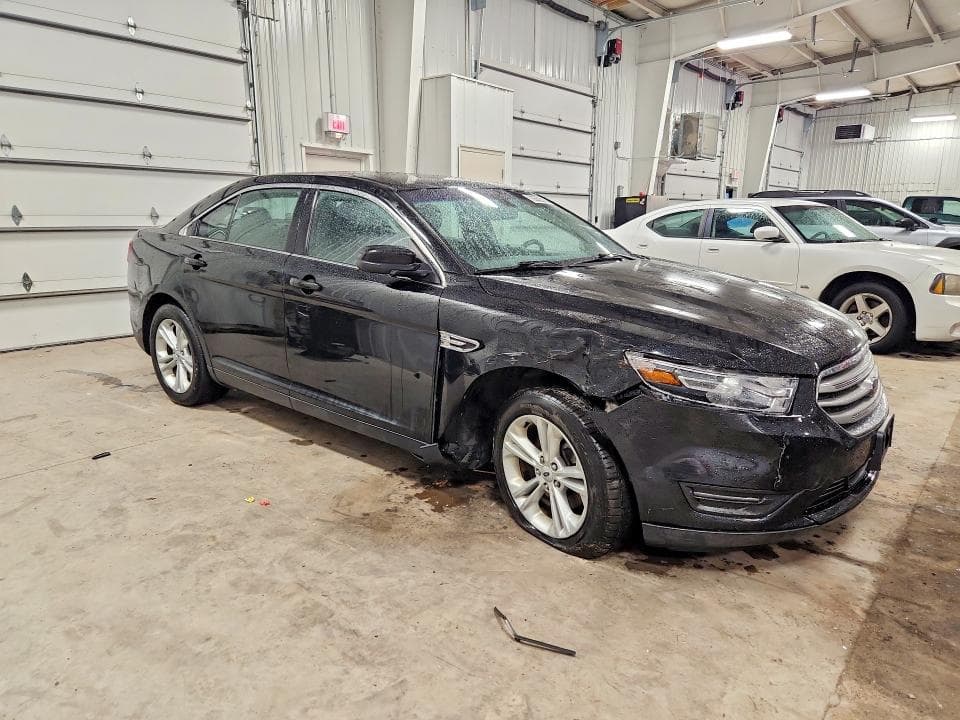 2017 FORD TAURUS SEL 4