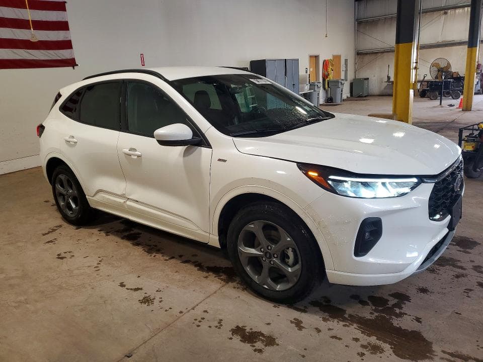 2024 FORD ESCAPE ST LINE SELECT 4