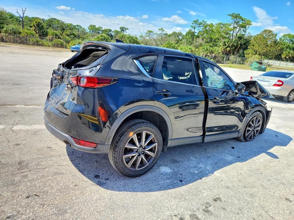 2018 MAZDA CX-5 TOURING 3