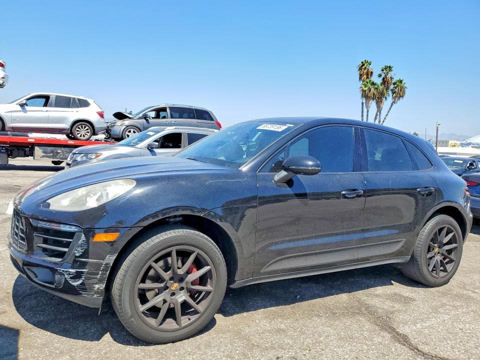 2017 PORSCHE MACAN - 1
