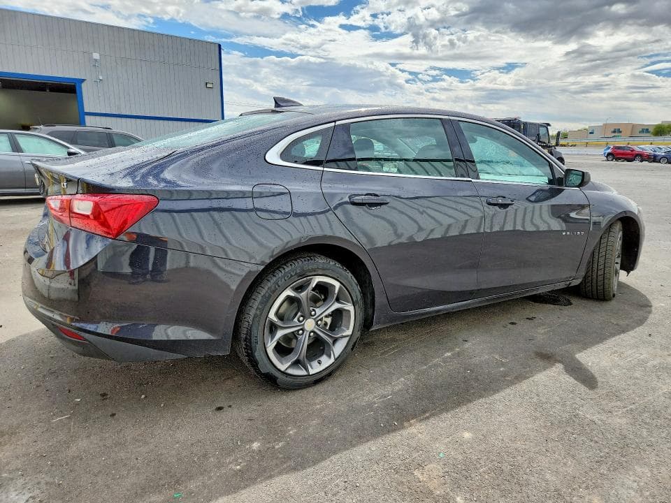 2023 CHEVROLET MALIBU LT 3