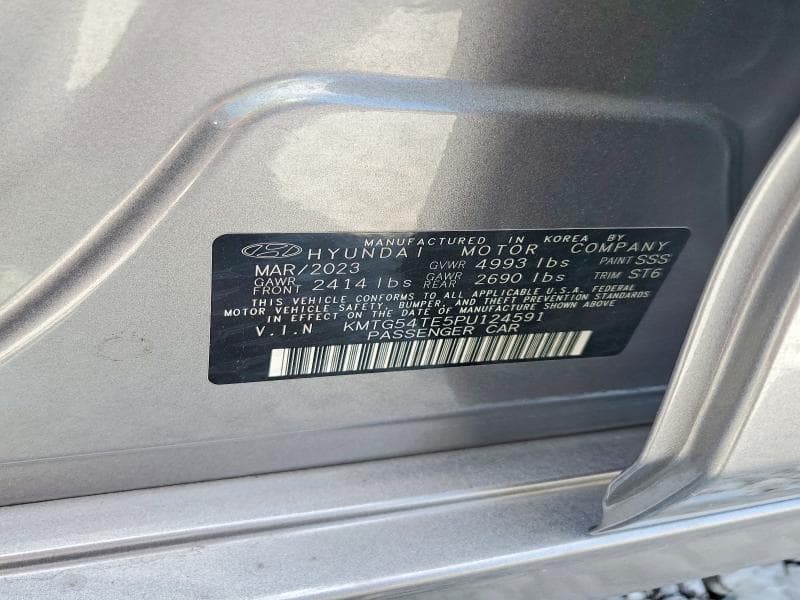 2023 GENESIS G70 3.3T STANDARD 12