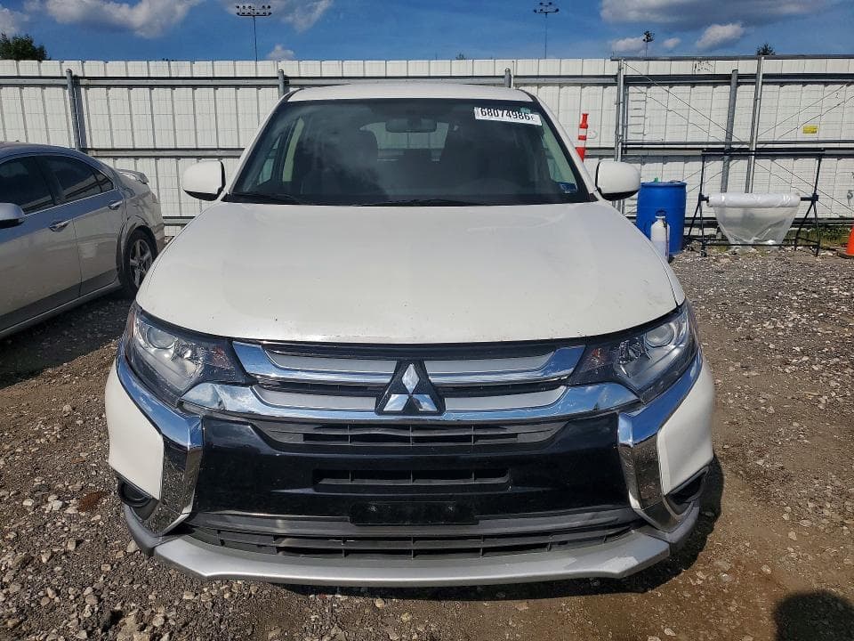 2017 MITSUBISHI OUTLANDER ES 5